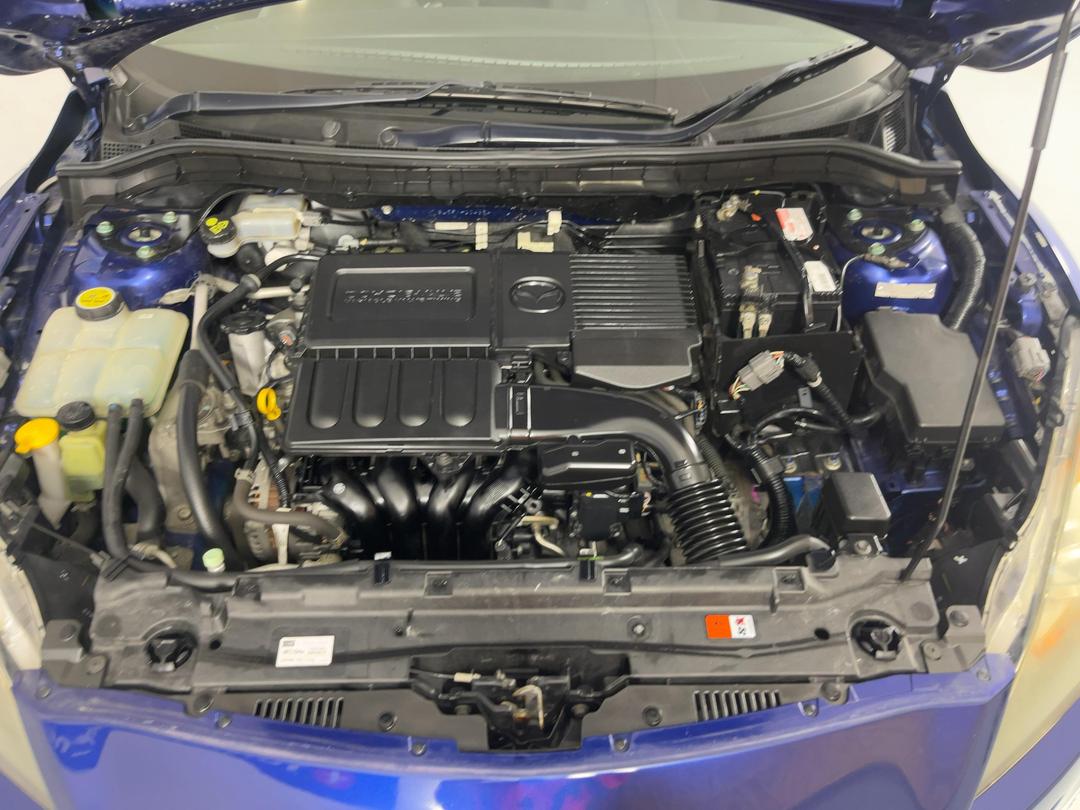 Photo '13' of Mazda Axela