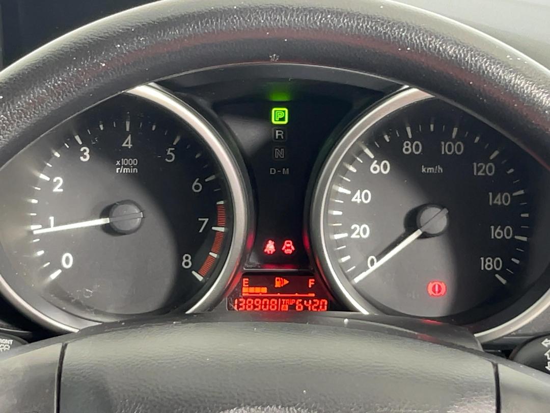 Photo '21' of Mazda Axela