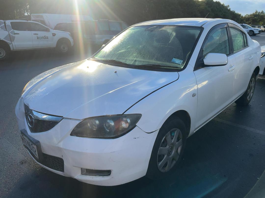 Photo '2' of Mazda Axela