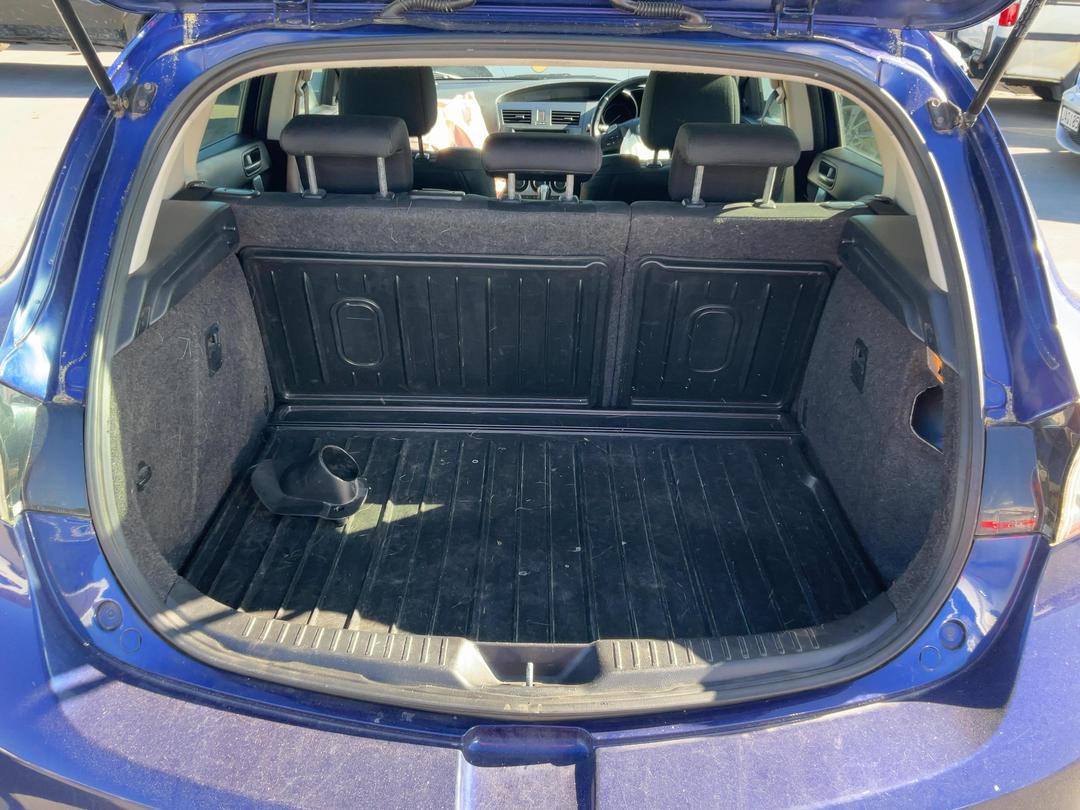 Photo '18' of Mazda Axela Photo '18' of Mazda Axela