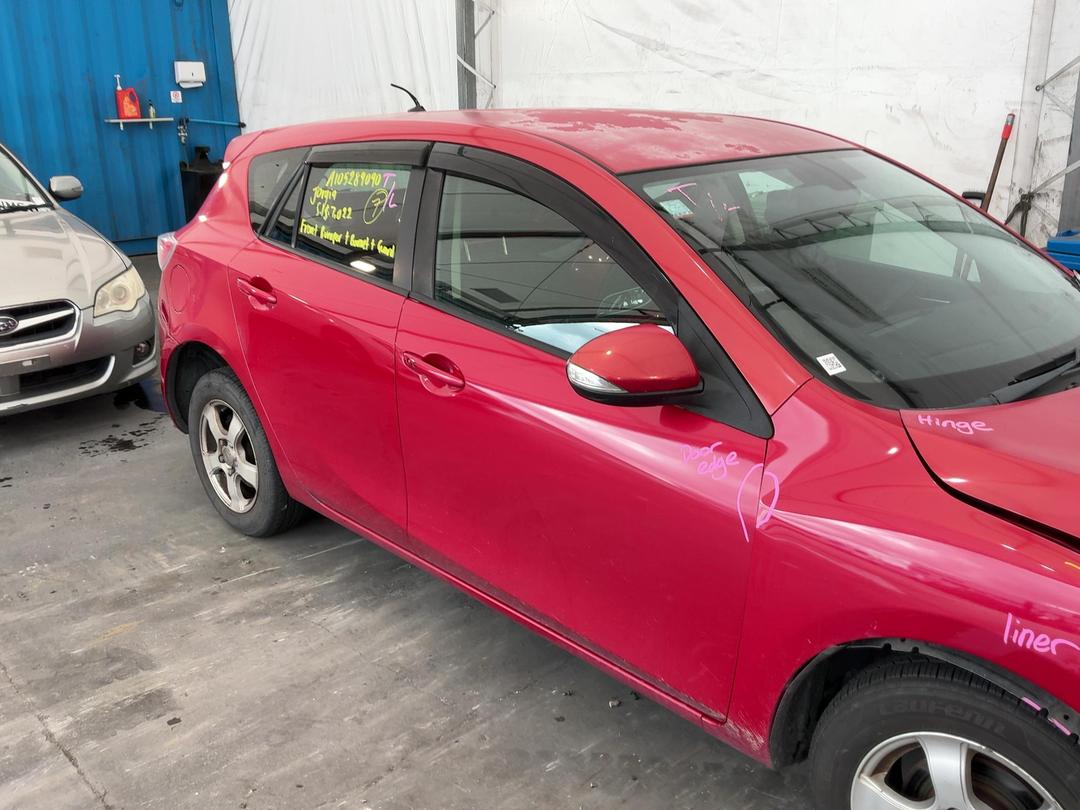 Photo '2' of Mazda Axela Photo '2' of Mazda Axela