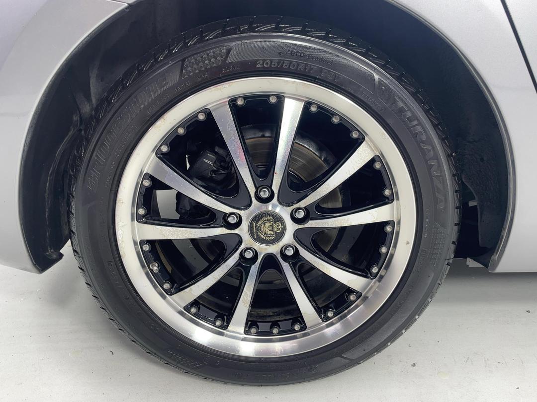 Photo '12' of Mazda Axela