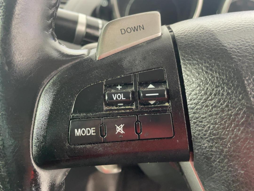 Photo '25' of Mazda Axela