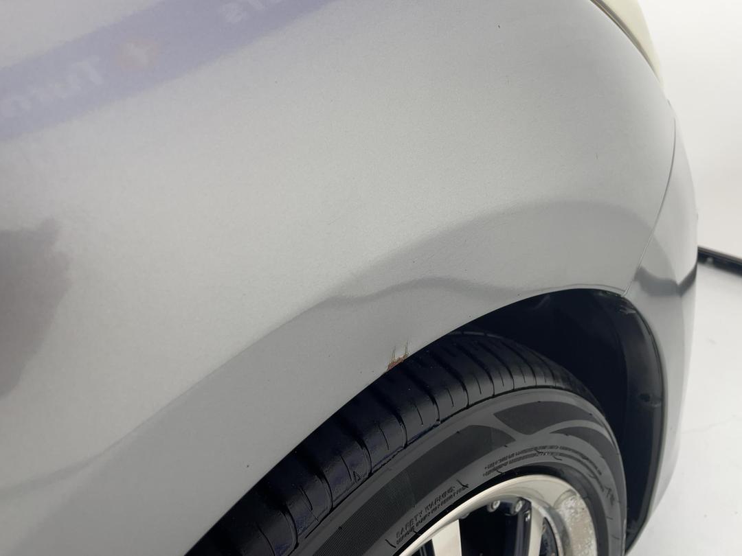 Photo '29' of Mazda Axela