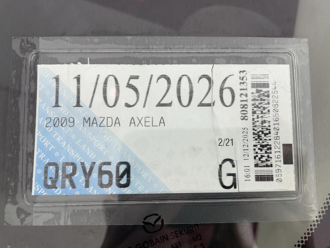 Photo '28' of Mazda Axela