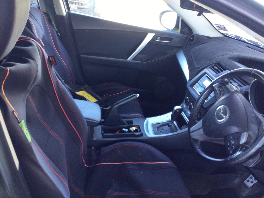 Photo '17' of Mazda Axela Photo '17' of Mazda Axela