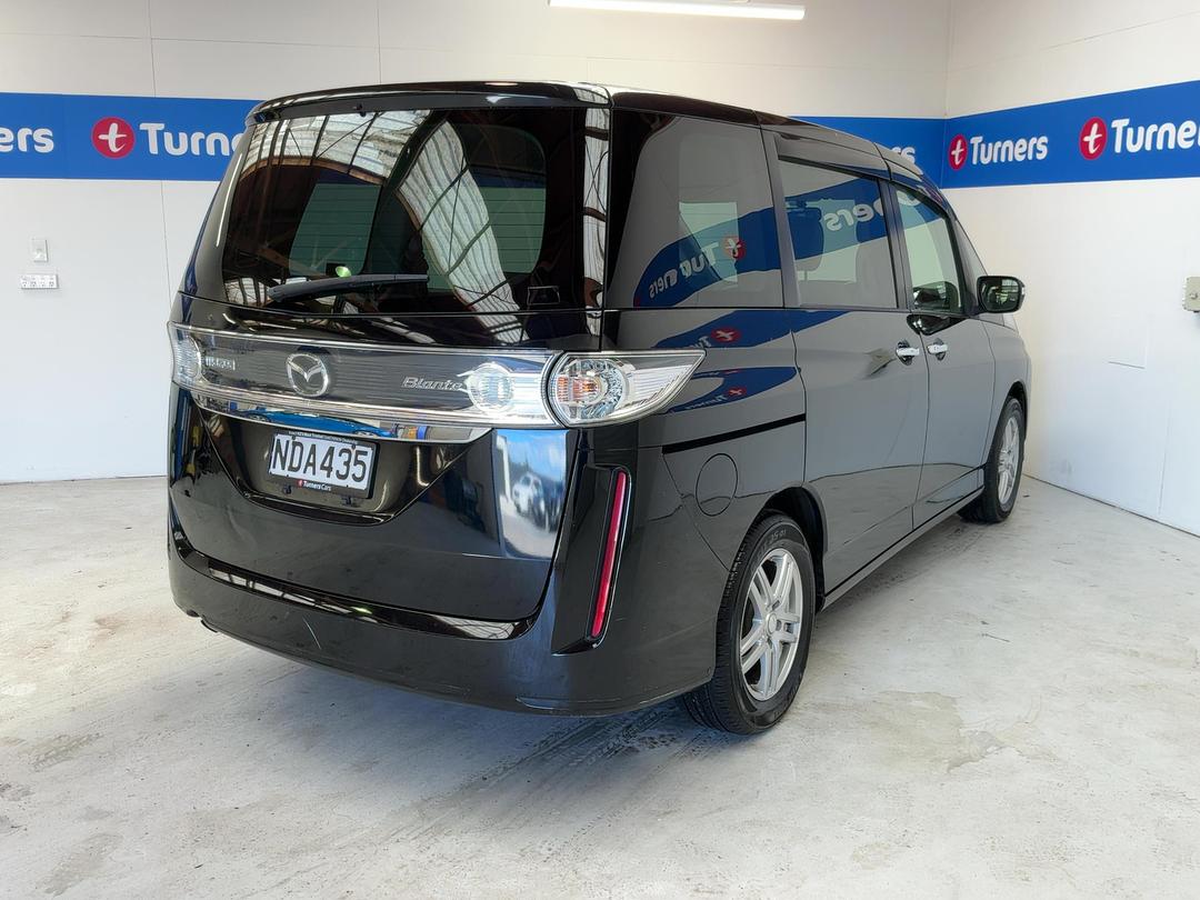 Photo '7' of Mazda Biante