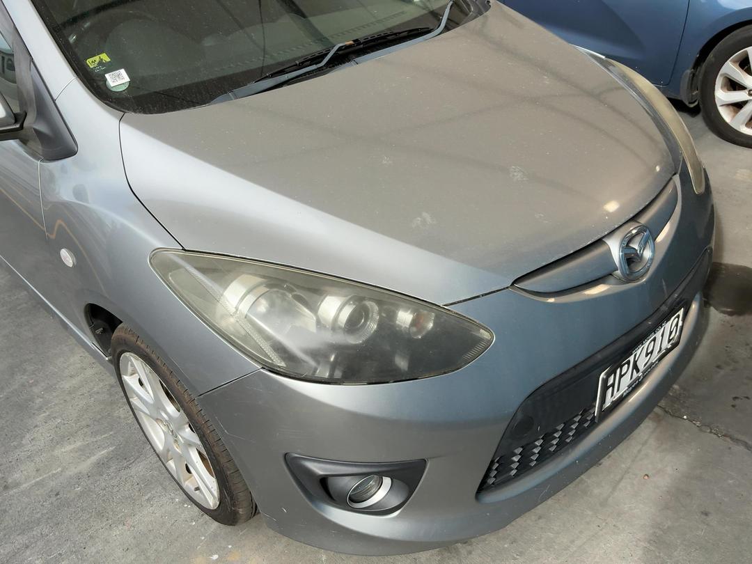 Photo '4' of Mazda Demio Photo '4' of Mazda Demio