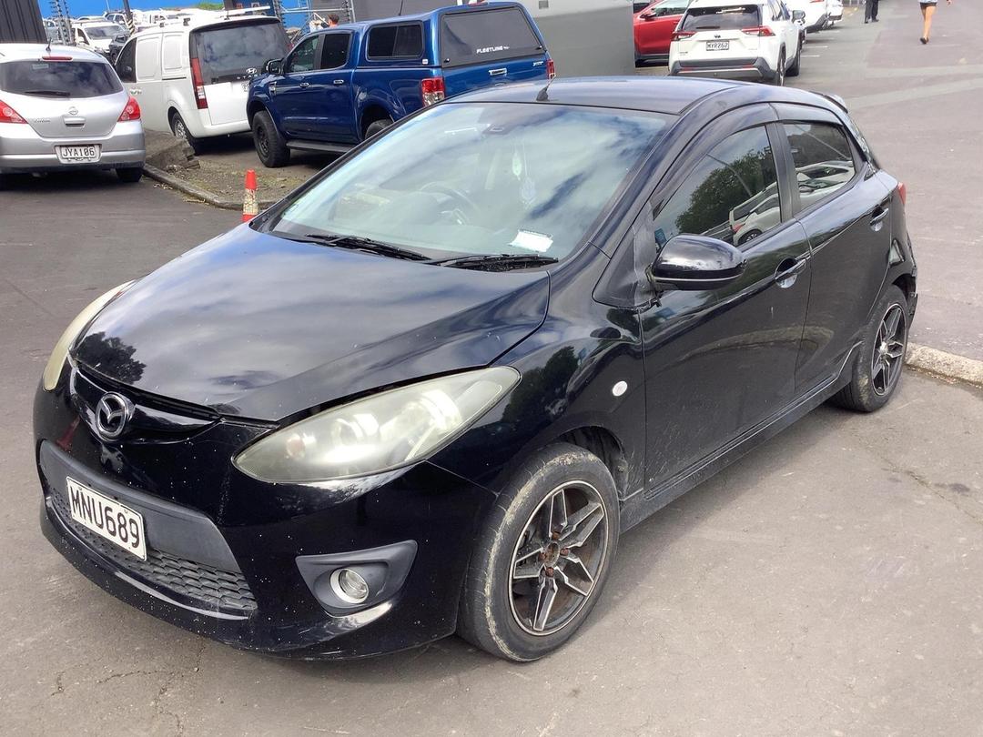 Photo '2' of Mazda Demio