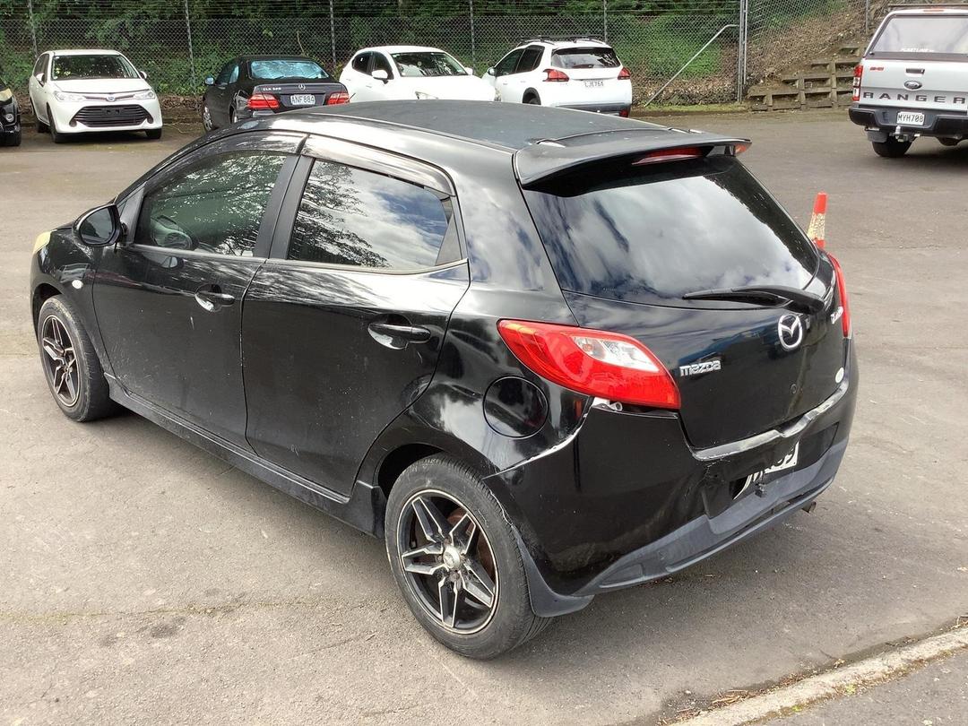 Photo '3' of Mazda Demio