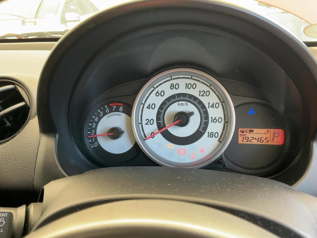 Photo '16' of Mazda Demio Photo '16' of Mazda Demio