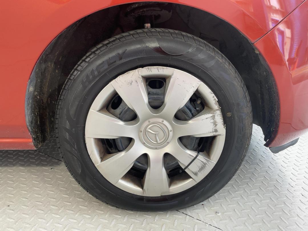 Photo '9' of Mazda Demio