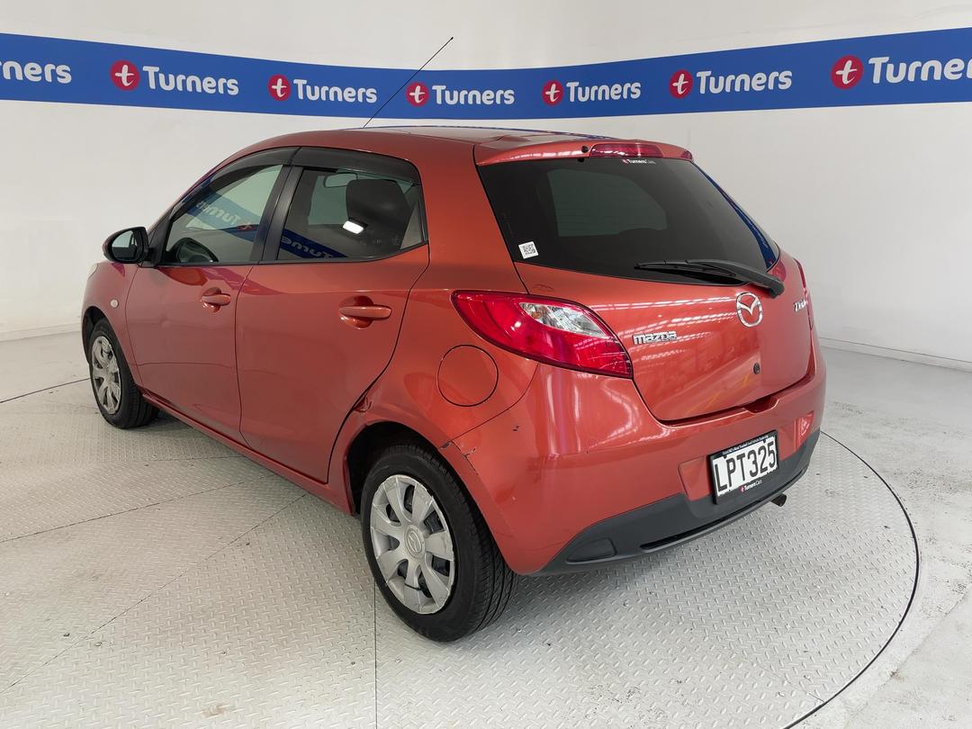 Photo '5' of Mazda Demio
