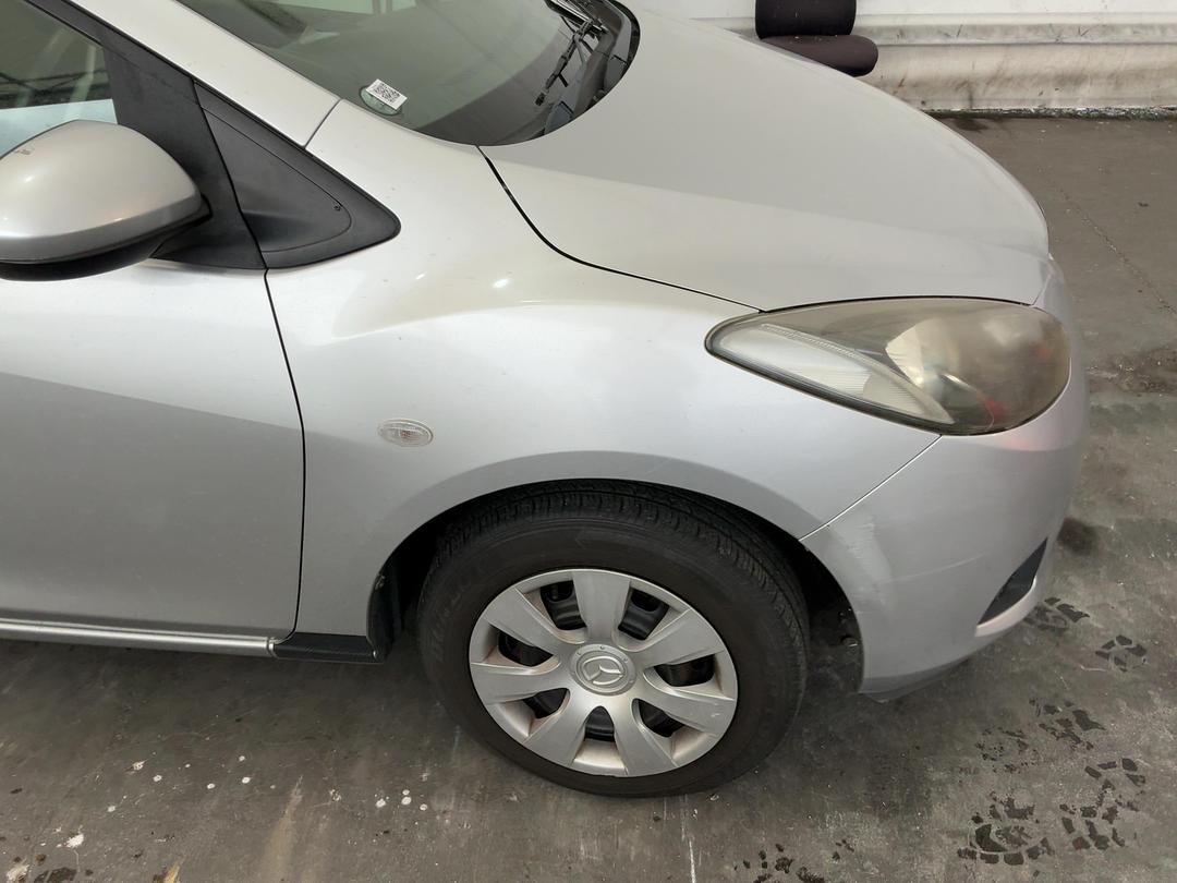 Photo '3' of Mazda Demio