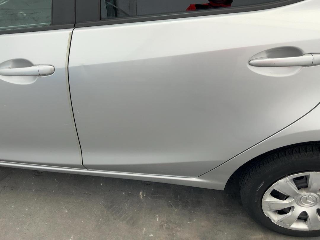 Photo '9' of Mazda Demio