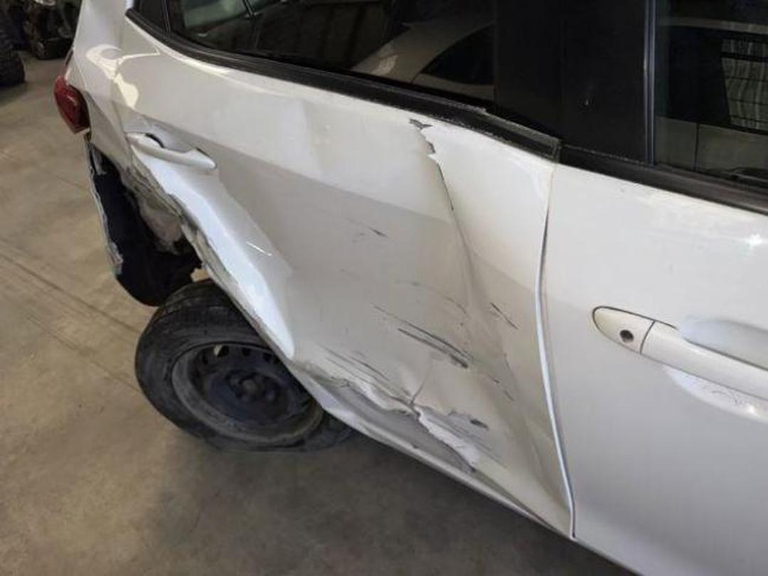 Photo '7' of Mazda Demio