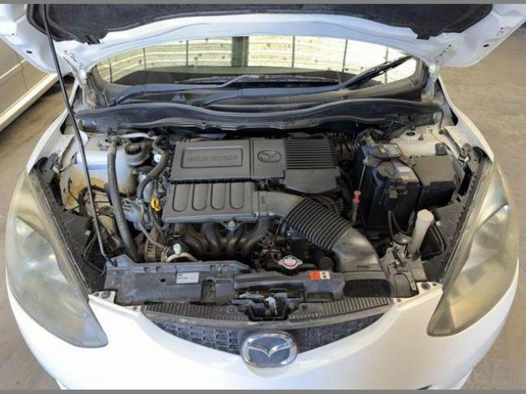 Photo '12' of Mazda Demio