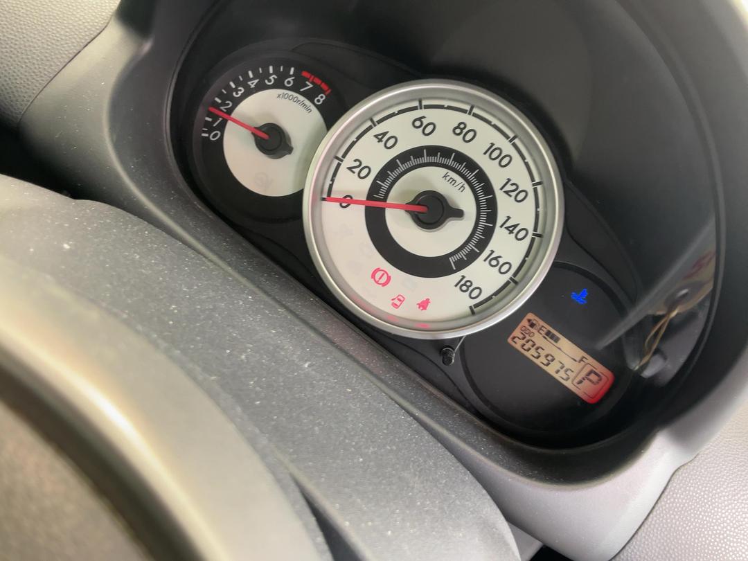 Photo '9' of Mazda Demio Photo '9' of Mazda Demio