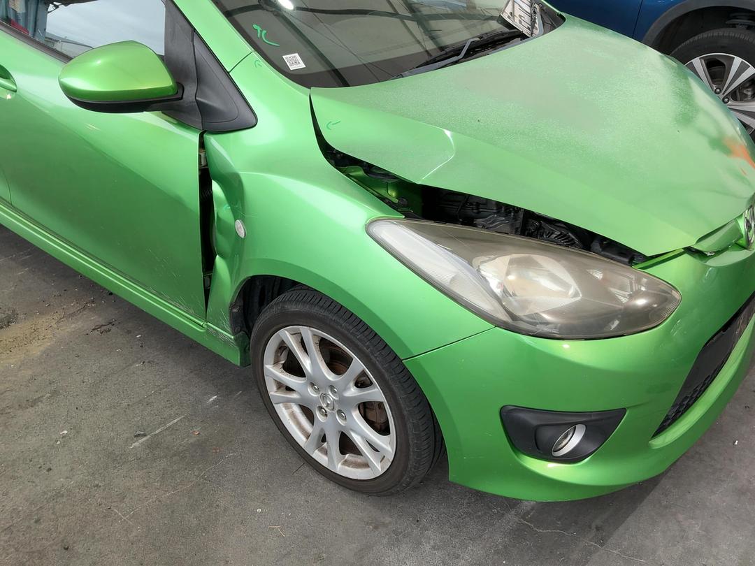 Photo '2' of Mazda Mazda2 Sport