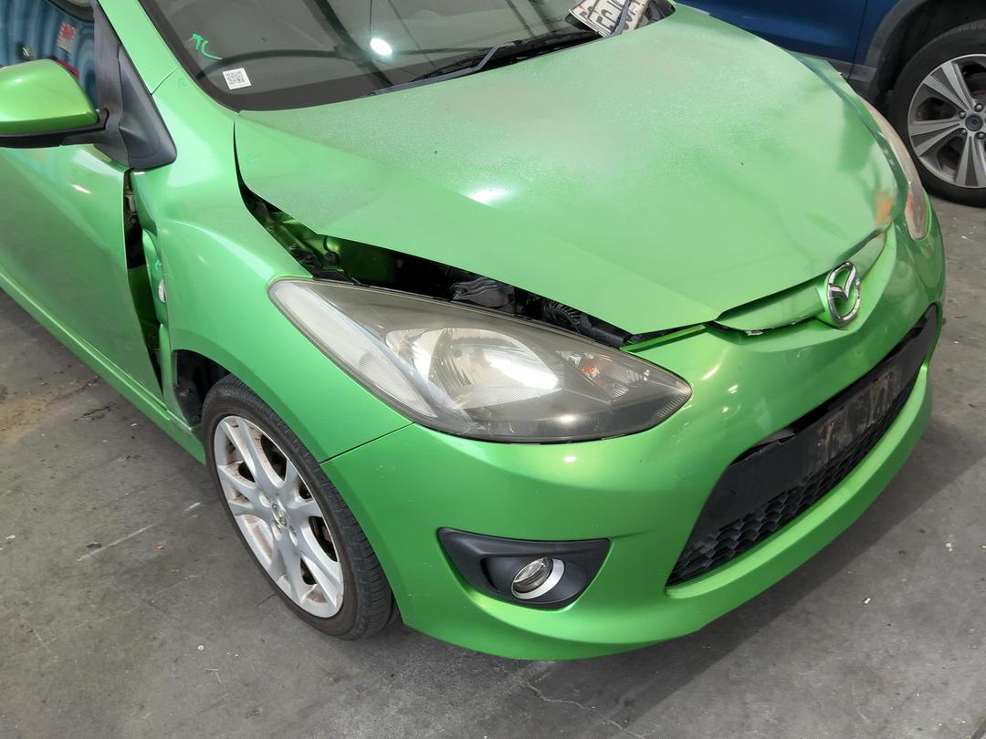 Photo '3' of Mazda Mazda2 Sport