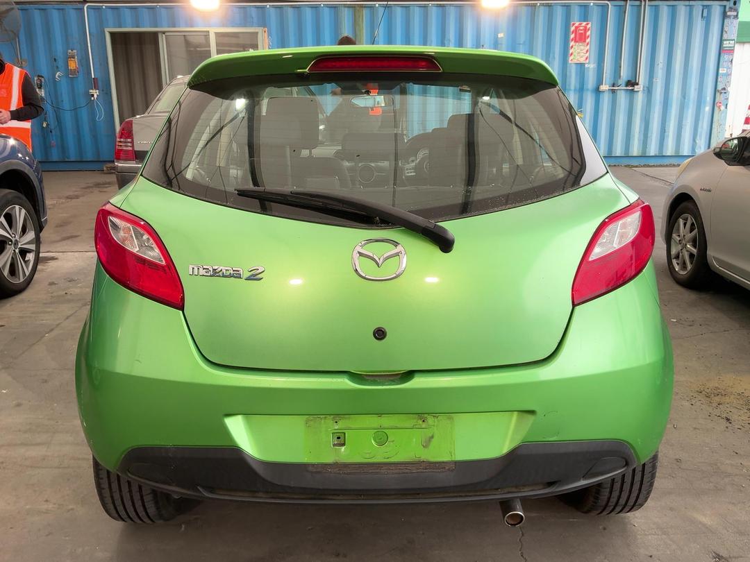 Photo '12' of Mazda Mazda2 Sport
