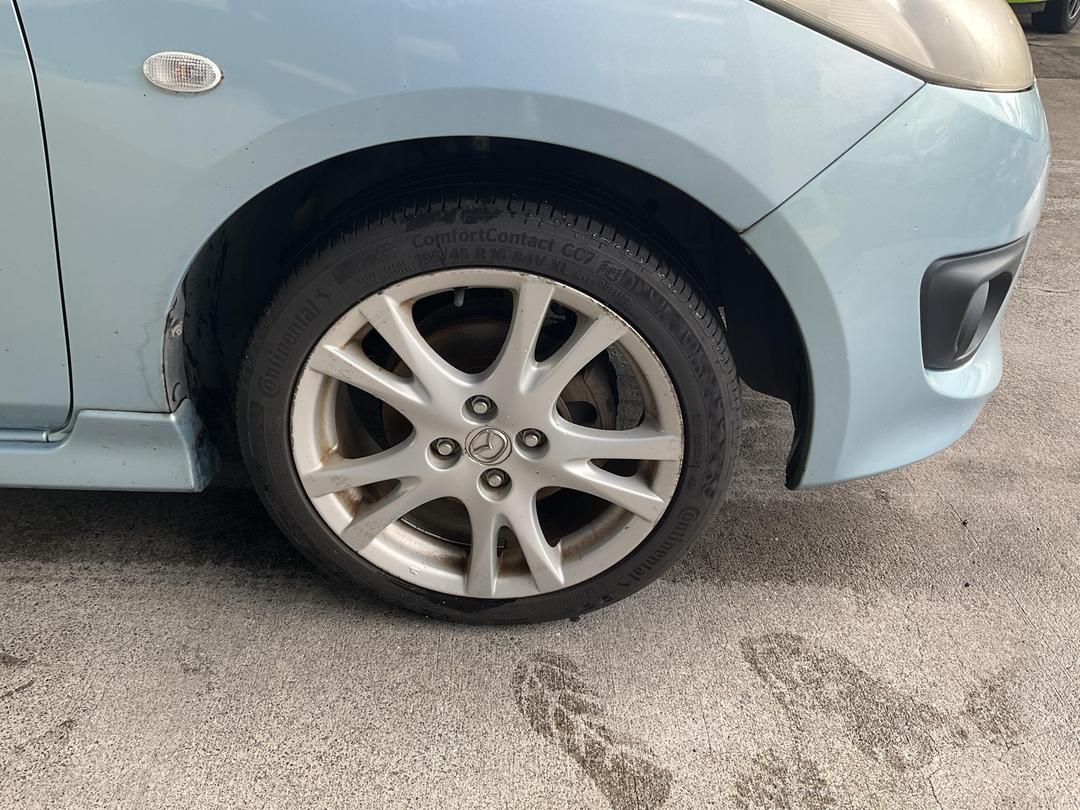 Photo '2' of Mazda Mazda2 Sport