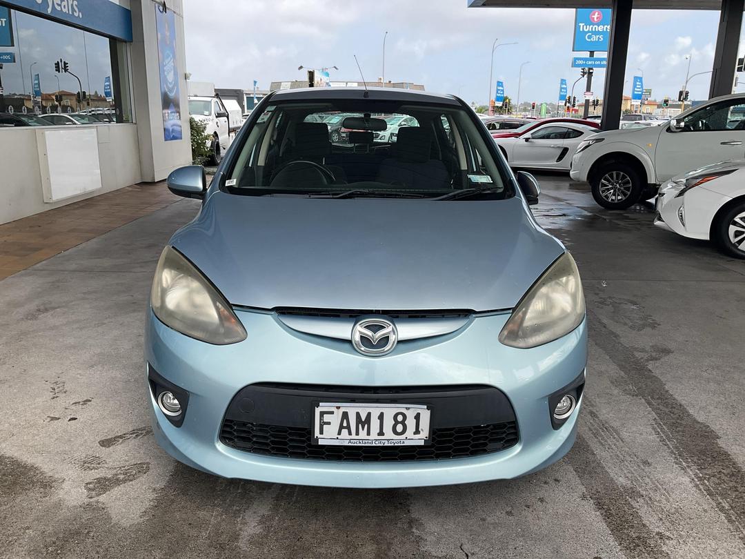 Photo '3' of Mazda Mazda2 Sport