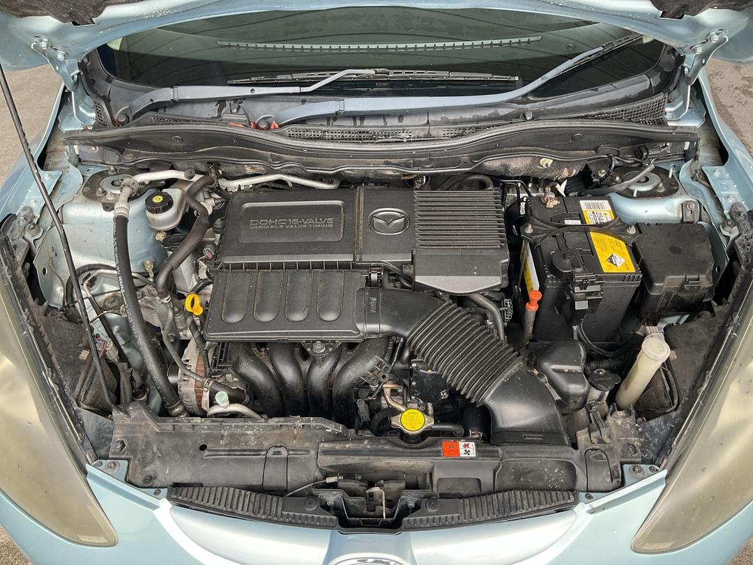 Photo '6' of Mazda Mazda2 Sport