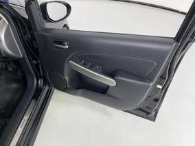 Photo '15' of Mazda Mazda2