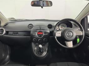 Photo '17' of Mazda Mazda2