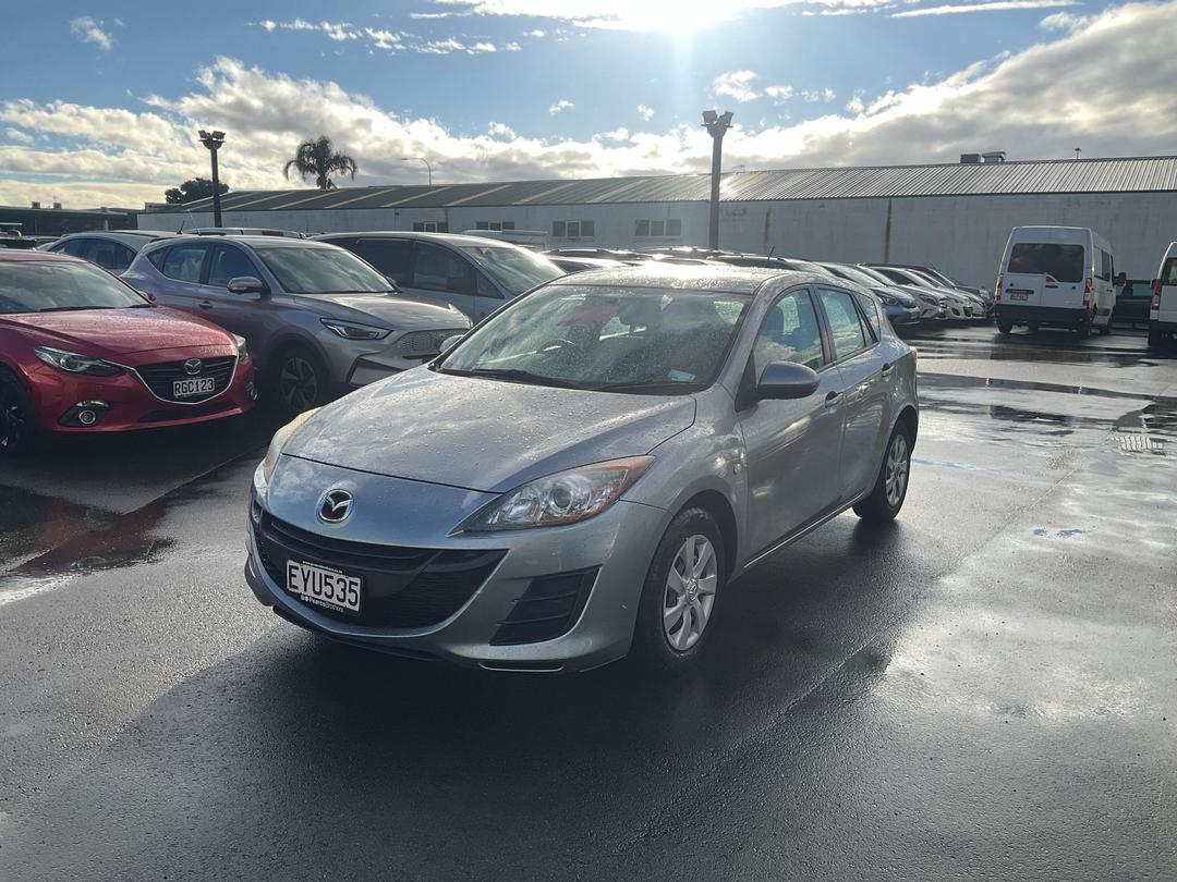 Photo '2' of Mazda Mazda3 Sporthatch GLX