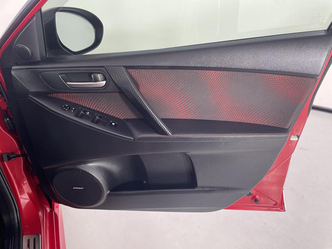 Photo '15' of Mazda Mazda3