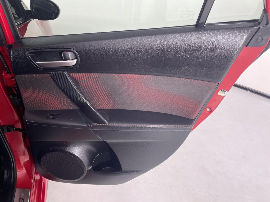 Photo '19' of Mazda Mazda3