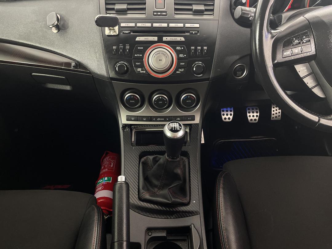 Photo '18' of Mazda Mazda3