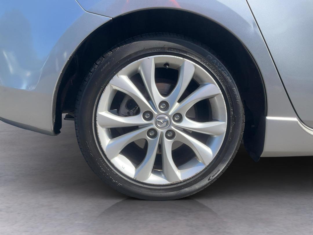 Photo '12' of Mazda Mazda3
