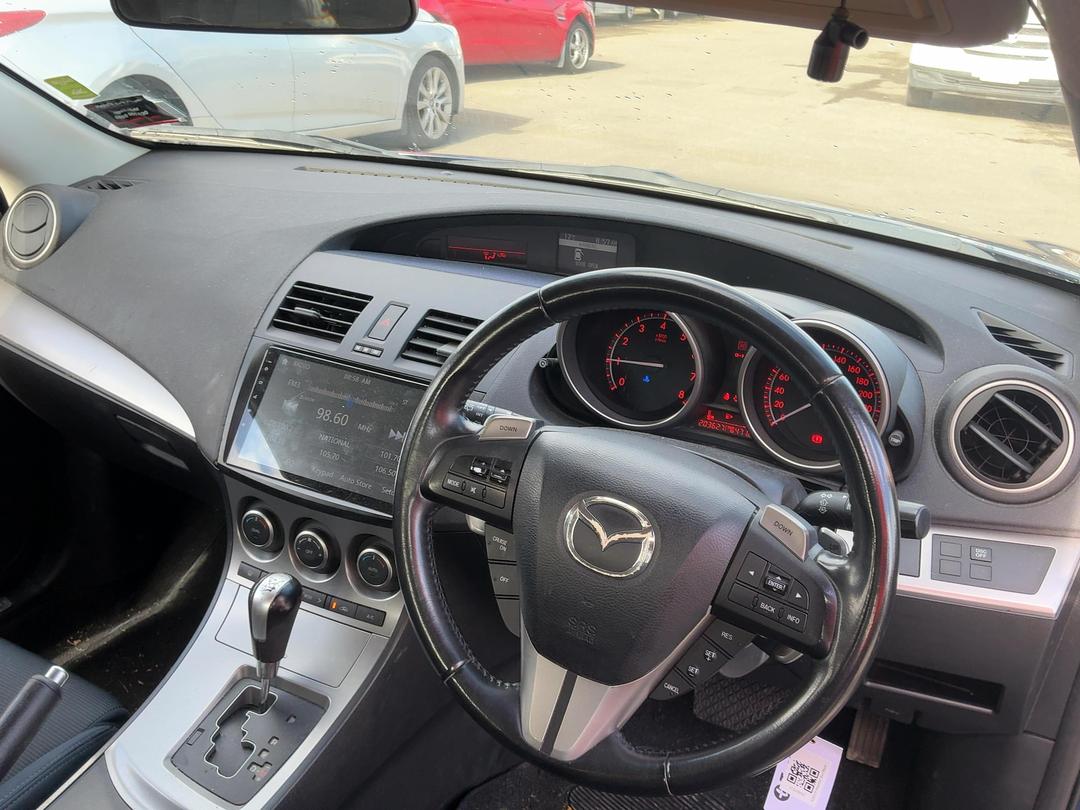 Photo '15' of Mazda Mazda3 Sporthatch SP25