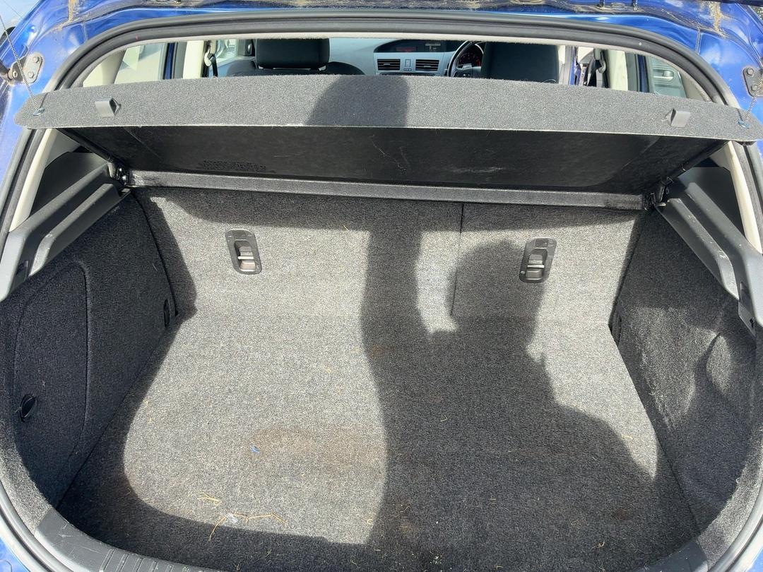 Photo '18' of Mazda Mazda3 Sporthatch SP25