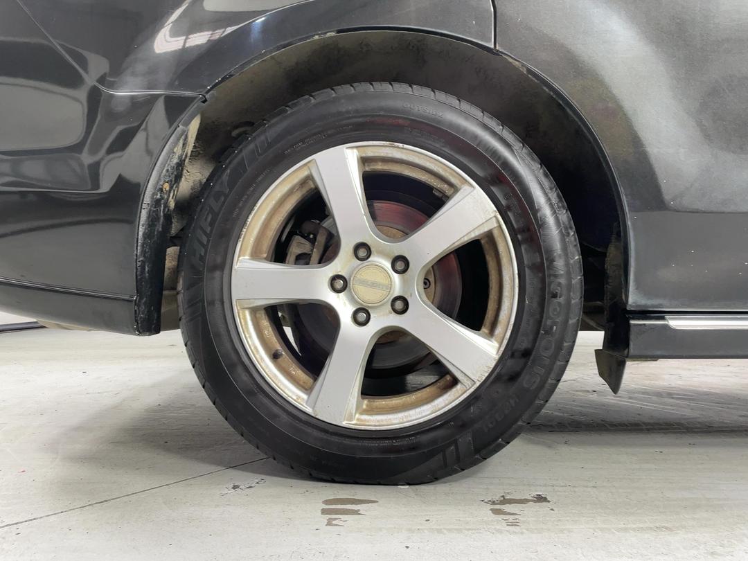 Photo '12' of Mazda MPV