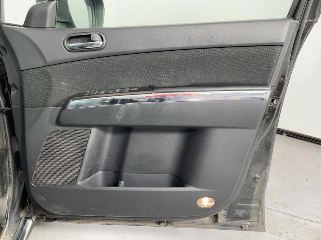 Photo '15' of Mazda MPV