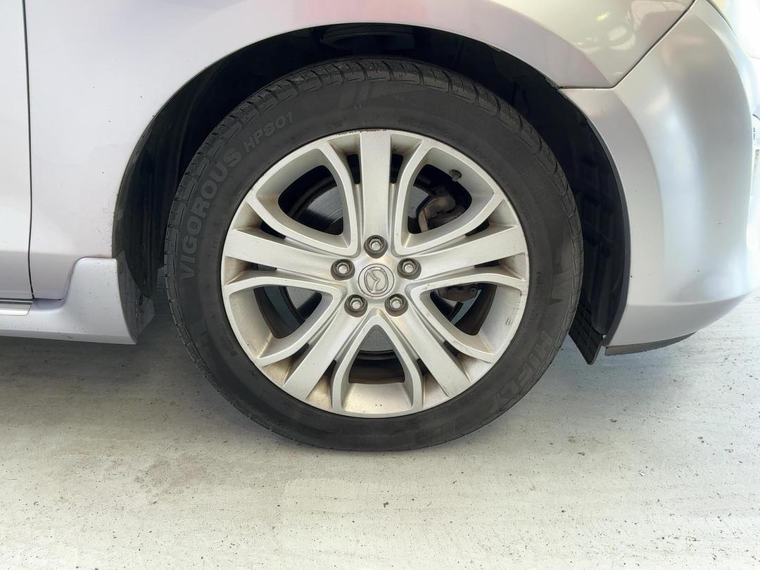 Photo '7' of Mazda MPV