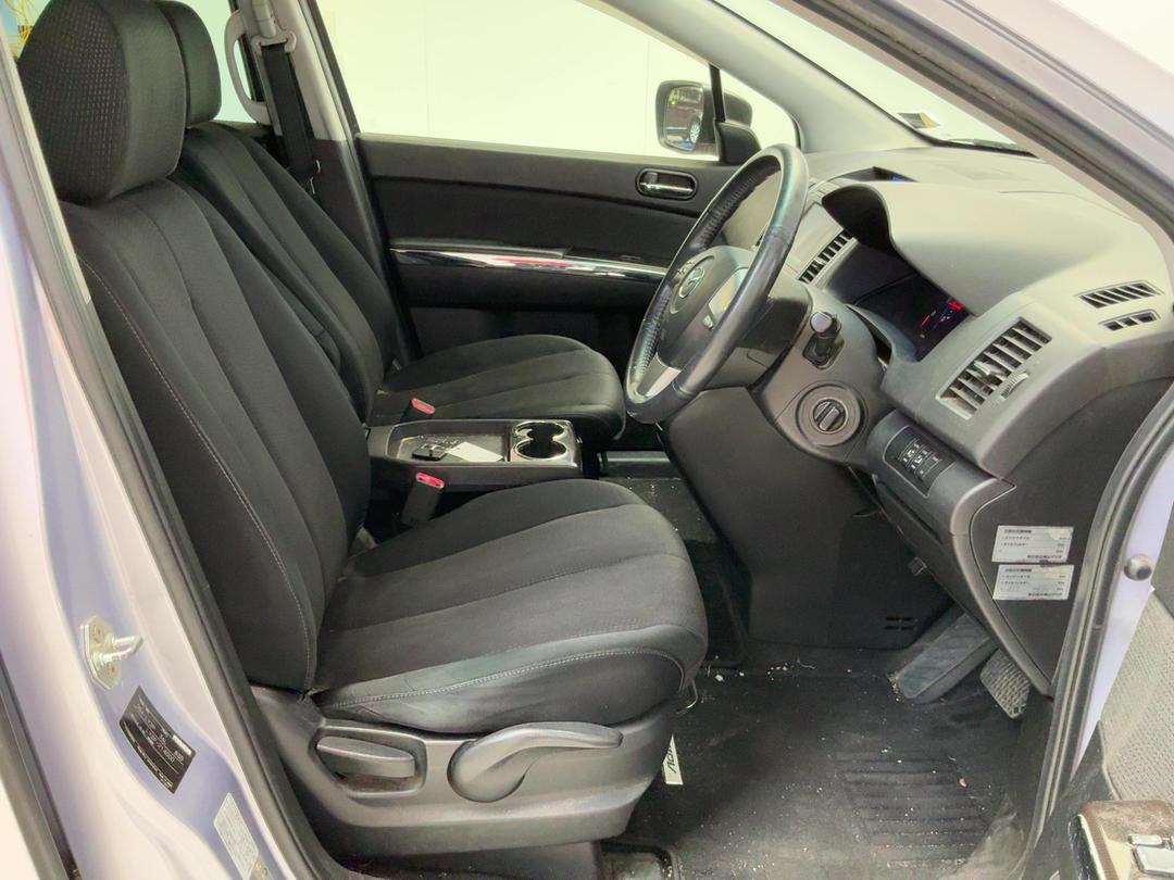 Photo '14' of Mazda MPV