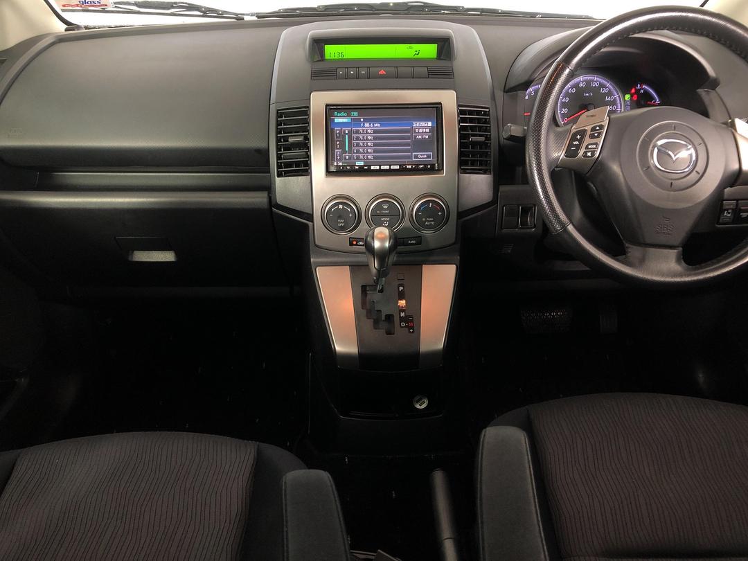 Photo '17' of Mazda Premacy