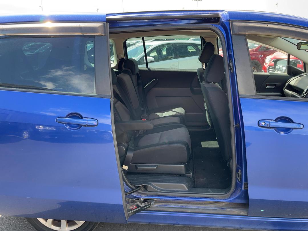 Photo '17' of Mazda Premacy Photo '17' of Mazda Premacy