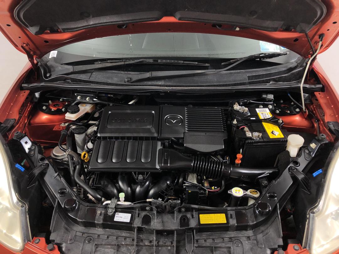 Photo '13' of Mazda Verisa