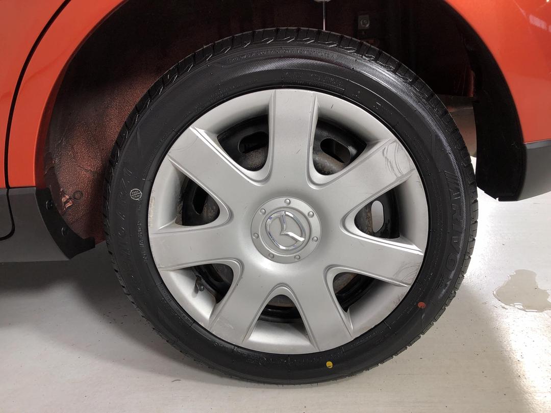 Photo '11' of Mazda Verisa