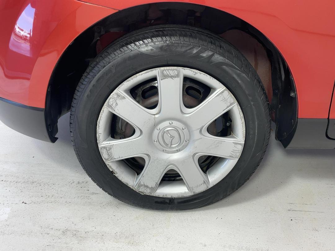 Photo '10' of Mazda Verisa