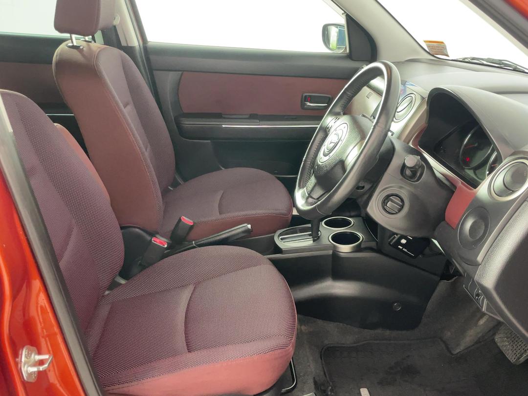 Photo '16' of Mazda Verisa