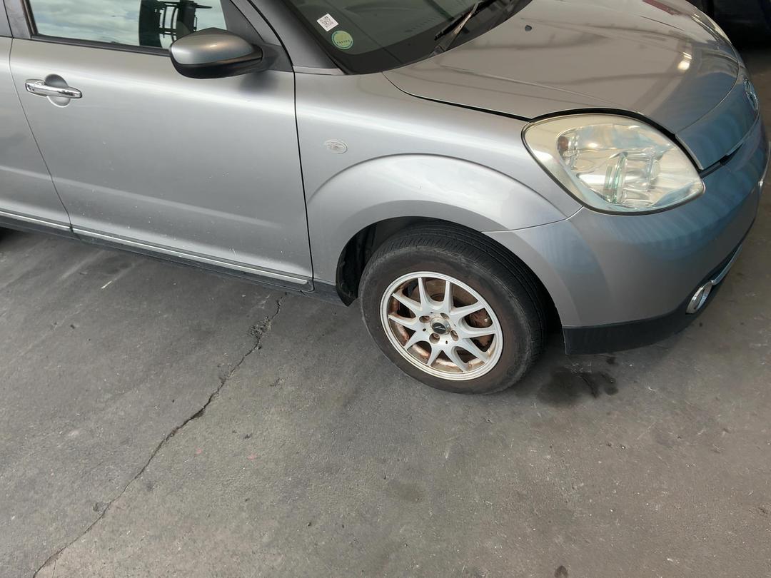 Photo '2' of Mazda Verisa
