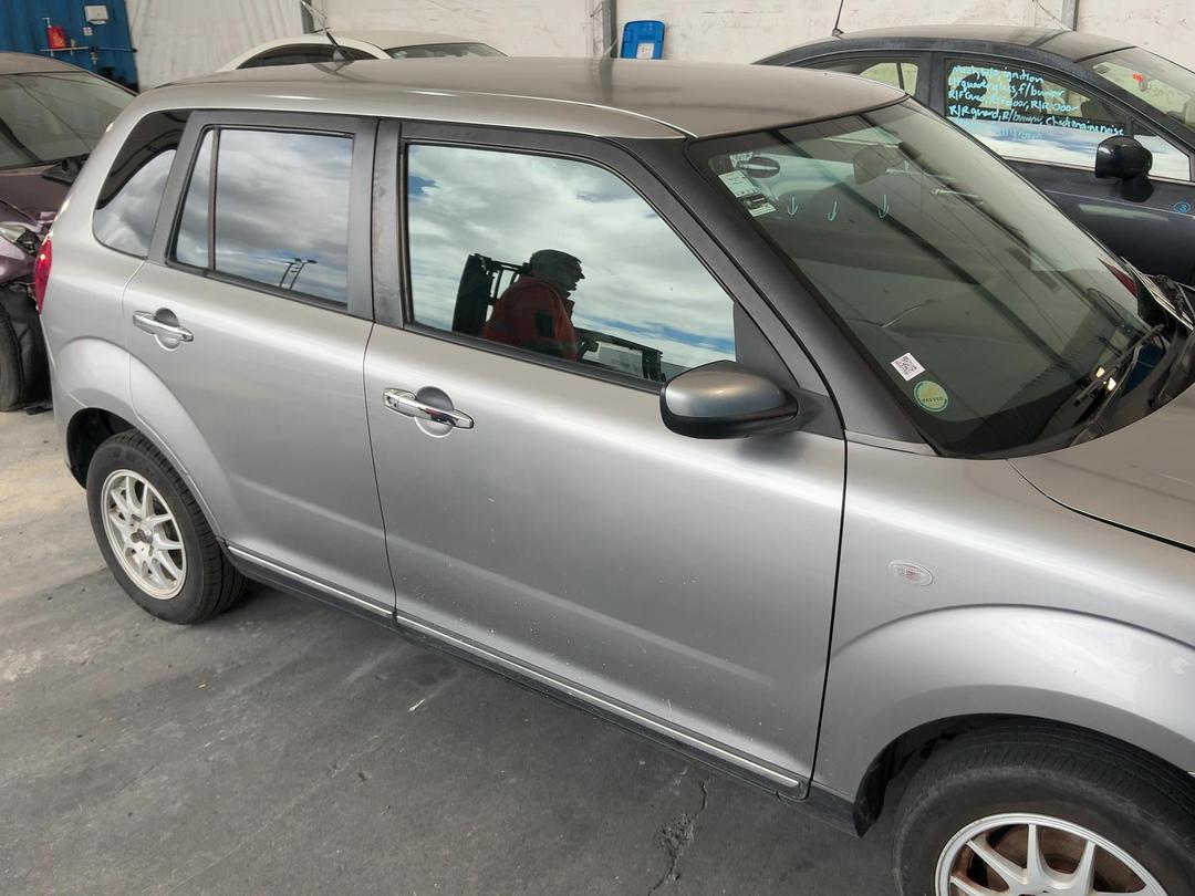 Photo '3' of Mazda Verisa