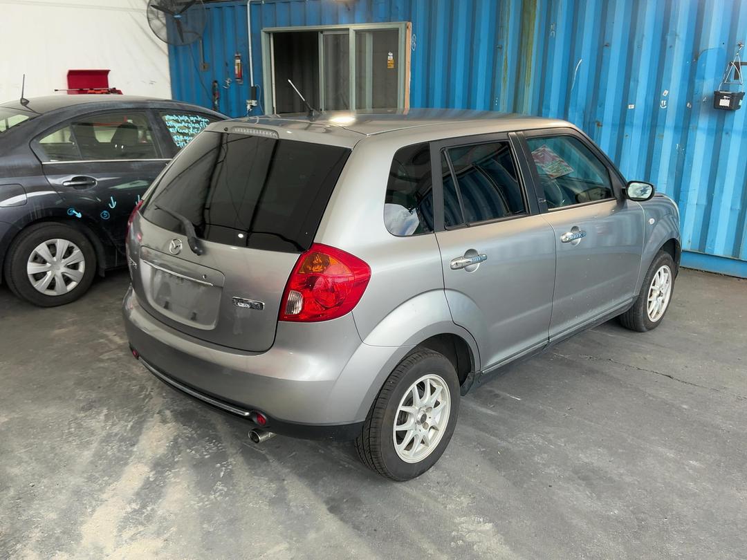 Photo '10' of Mazda Verisa